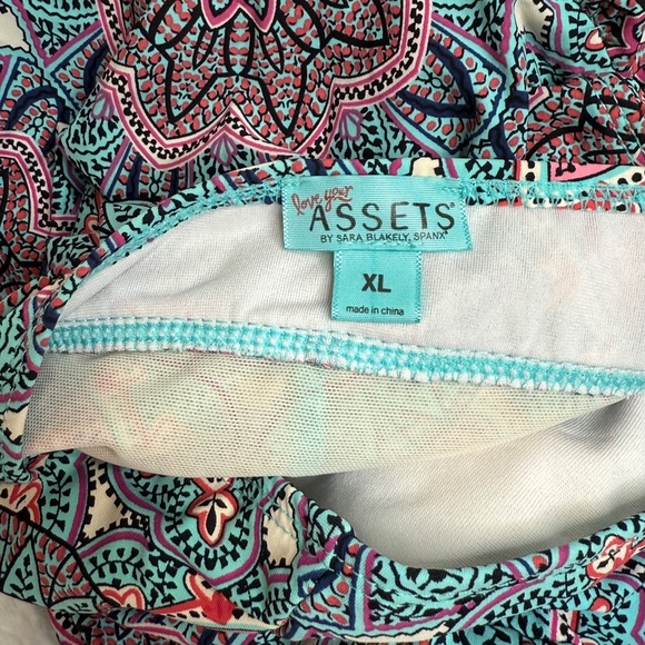 Assets Swimwear - Picture 2 of 6